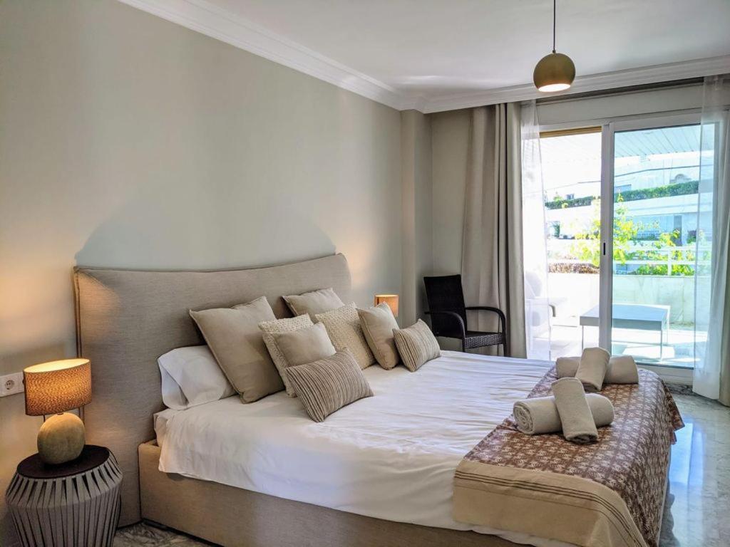 Coral Beach Aparthotel Марбелья Экстерьер фото