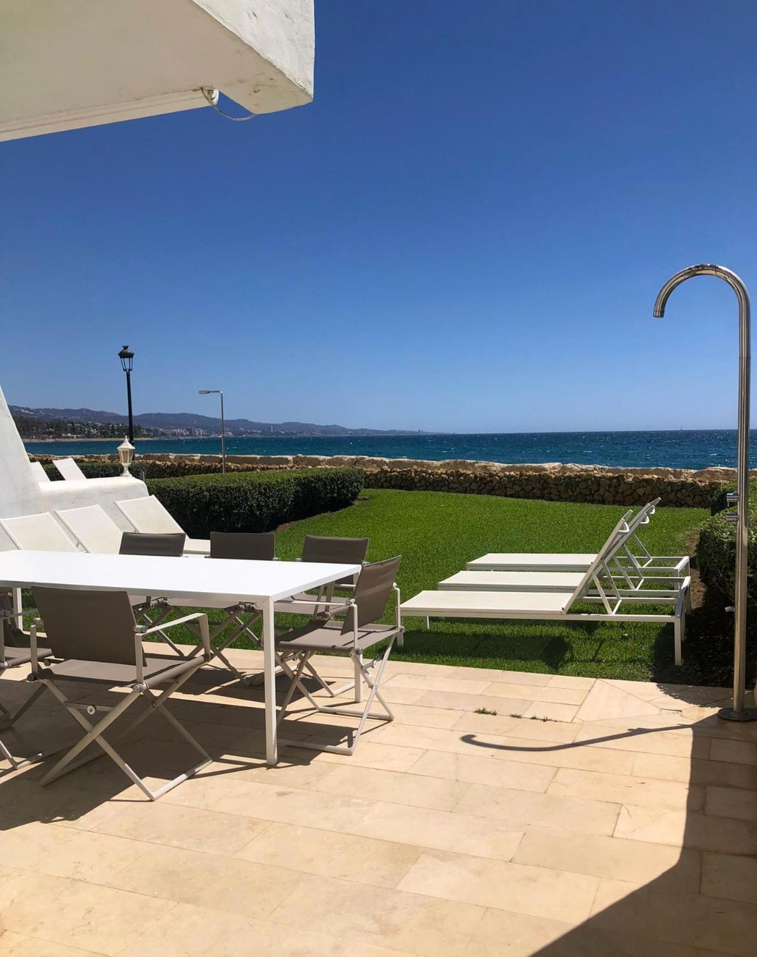 Coral Beach Aparthotel Марбелья Экстерьер фото