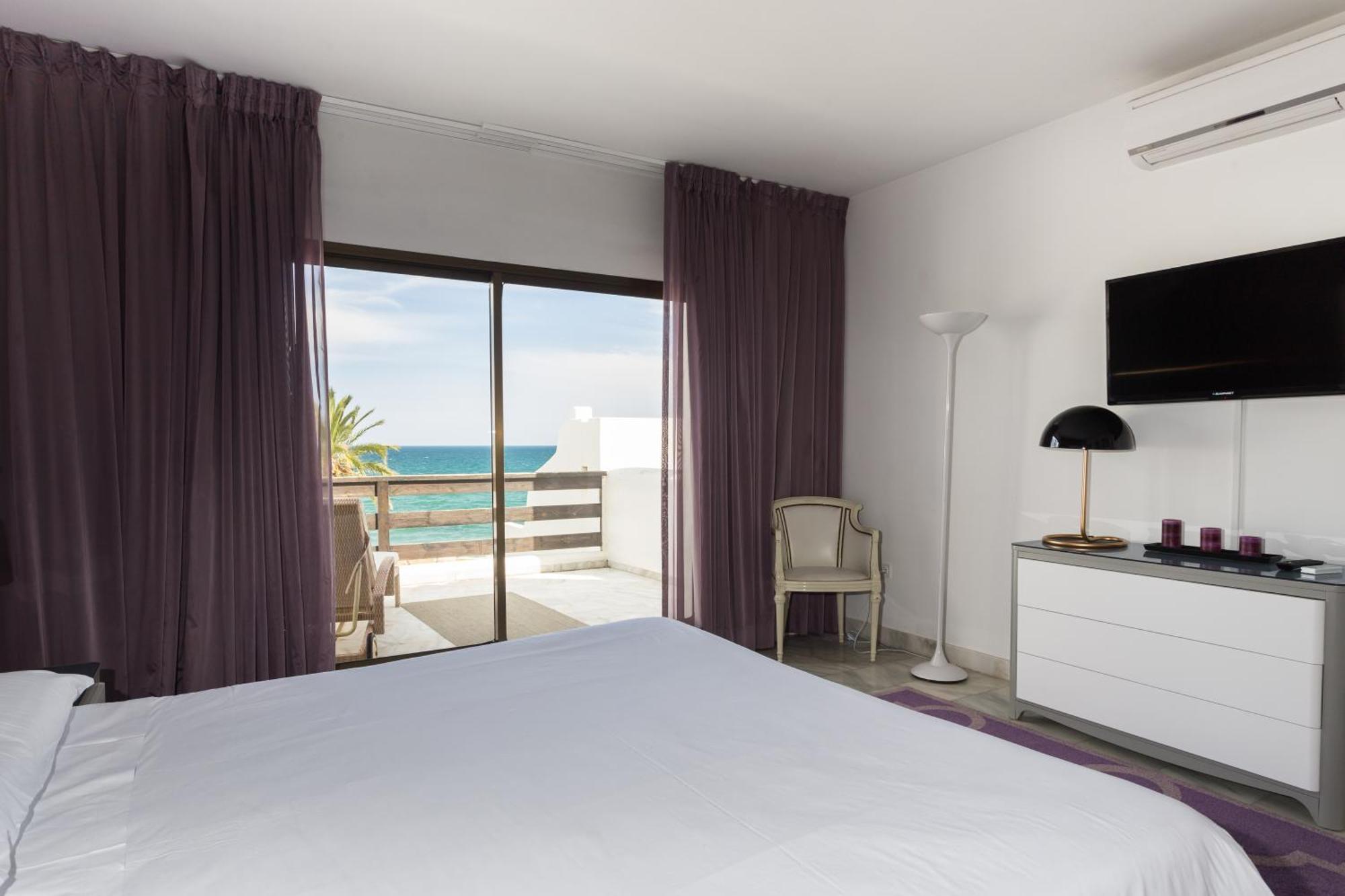 Coral Beach Aparthotel Марбелья Экстерьер фото