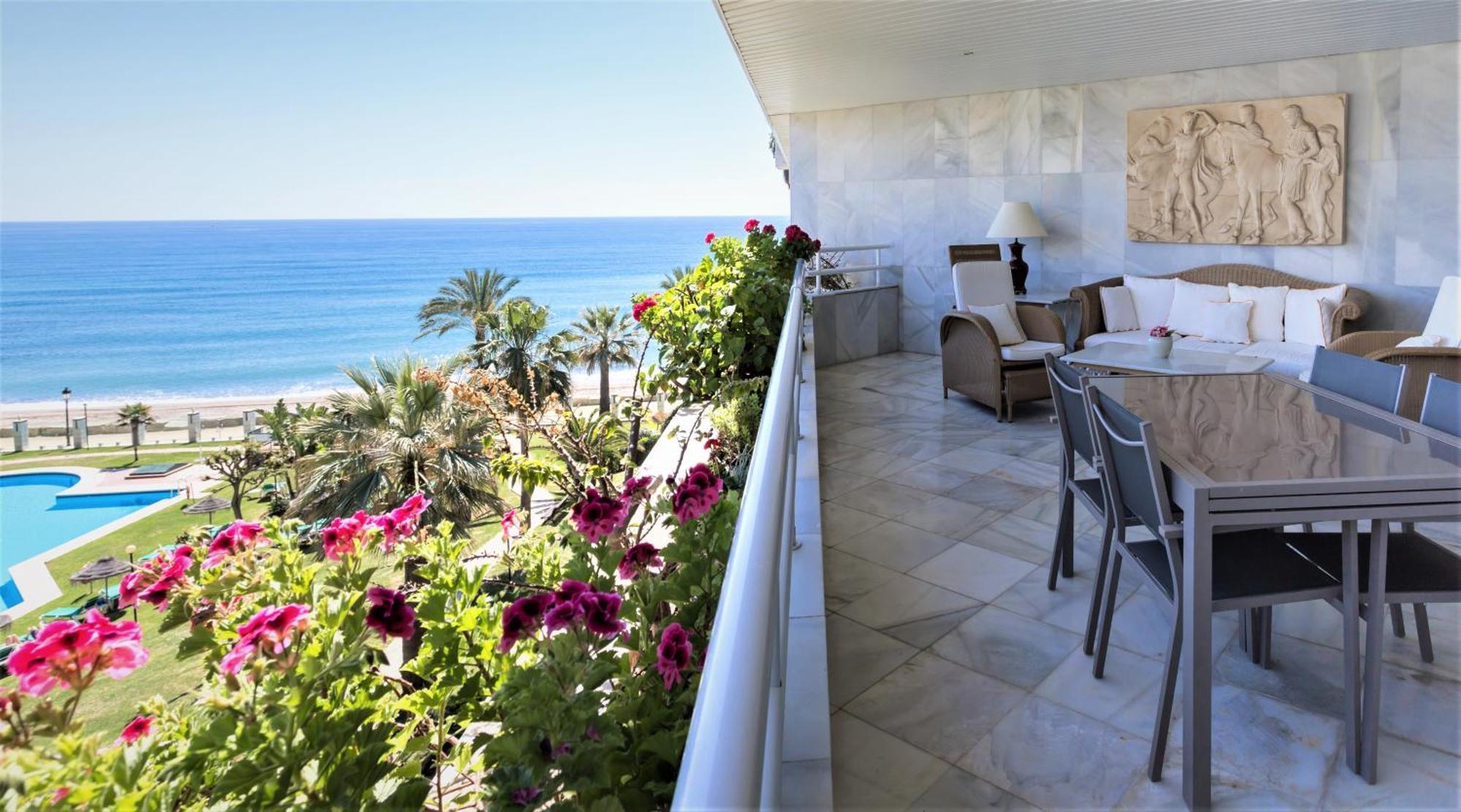 Coral Beach Aparthotel Марбелья Экстерьер фото