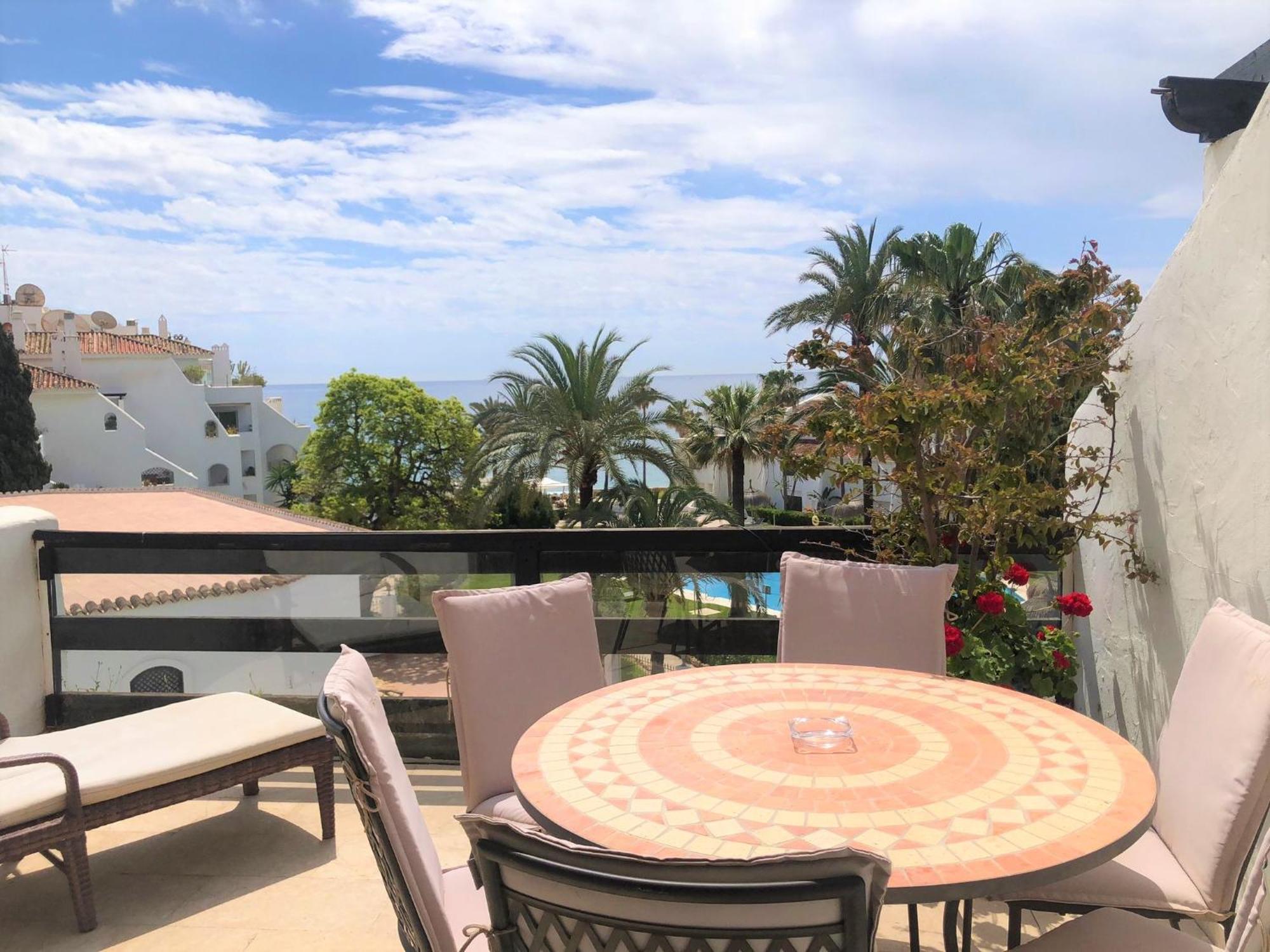 Coral Beach Aparthotel Марбелья Экстерьер фото