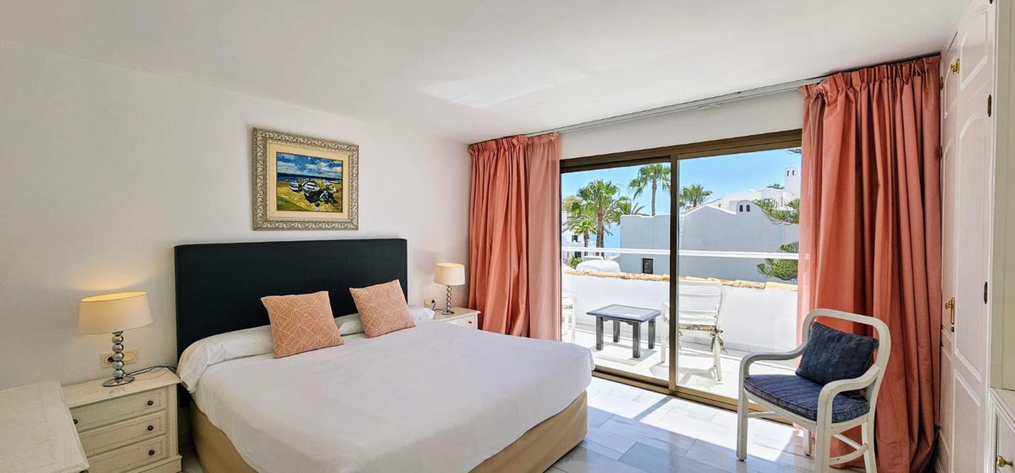 Coral Beach Aparthotel Марбелья Экстерьер фото