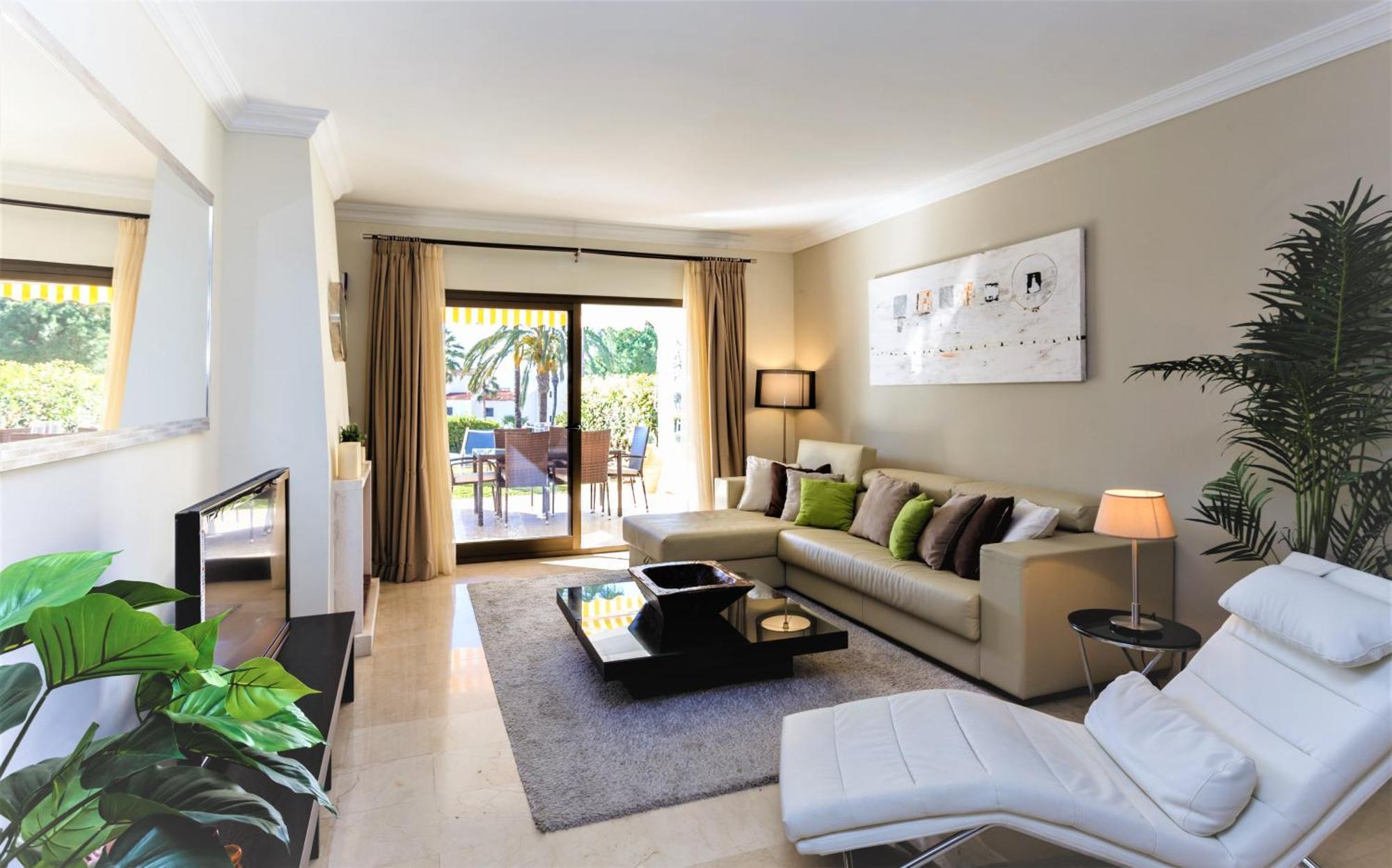 Coral Beach Aparthotel Марбелья Экстерьер фото