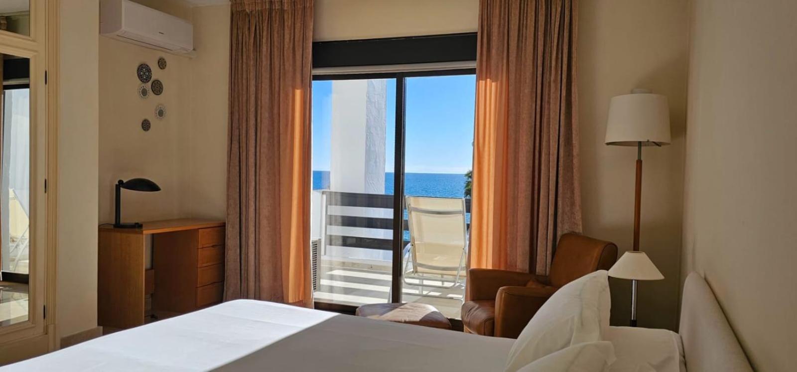 Coral Beach Aparthotel Марбелья Экстерьер фото