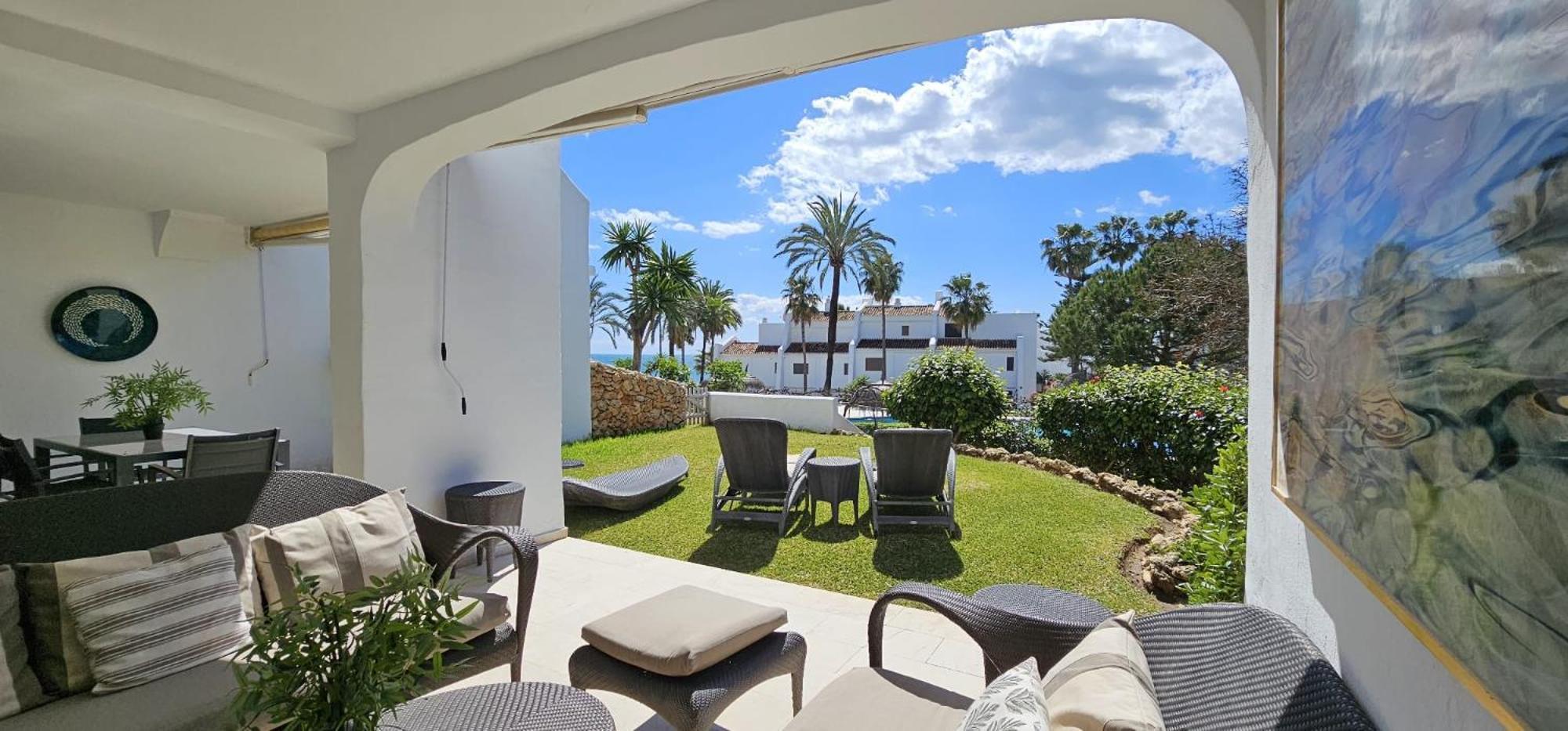 Coral Beach Aparthotel Марбелья Экстерьер фото